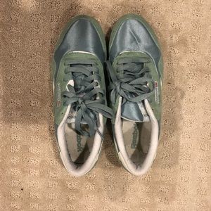 Reebok Classic Nylon Sneaker